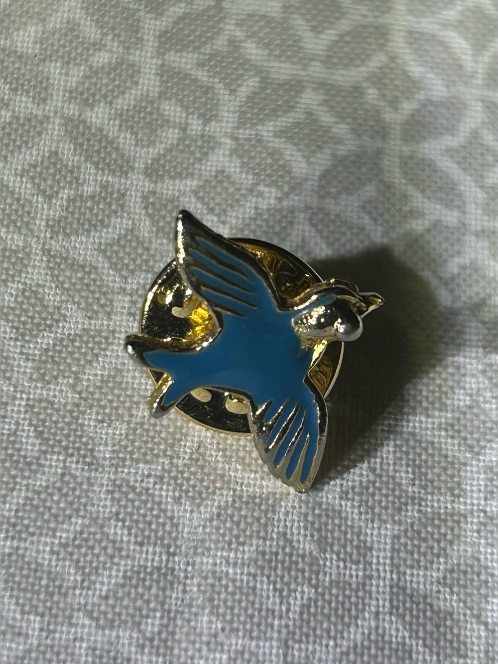 Vintage Blue Bird of Happiness Enamel Lapel Pin (1970s)